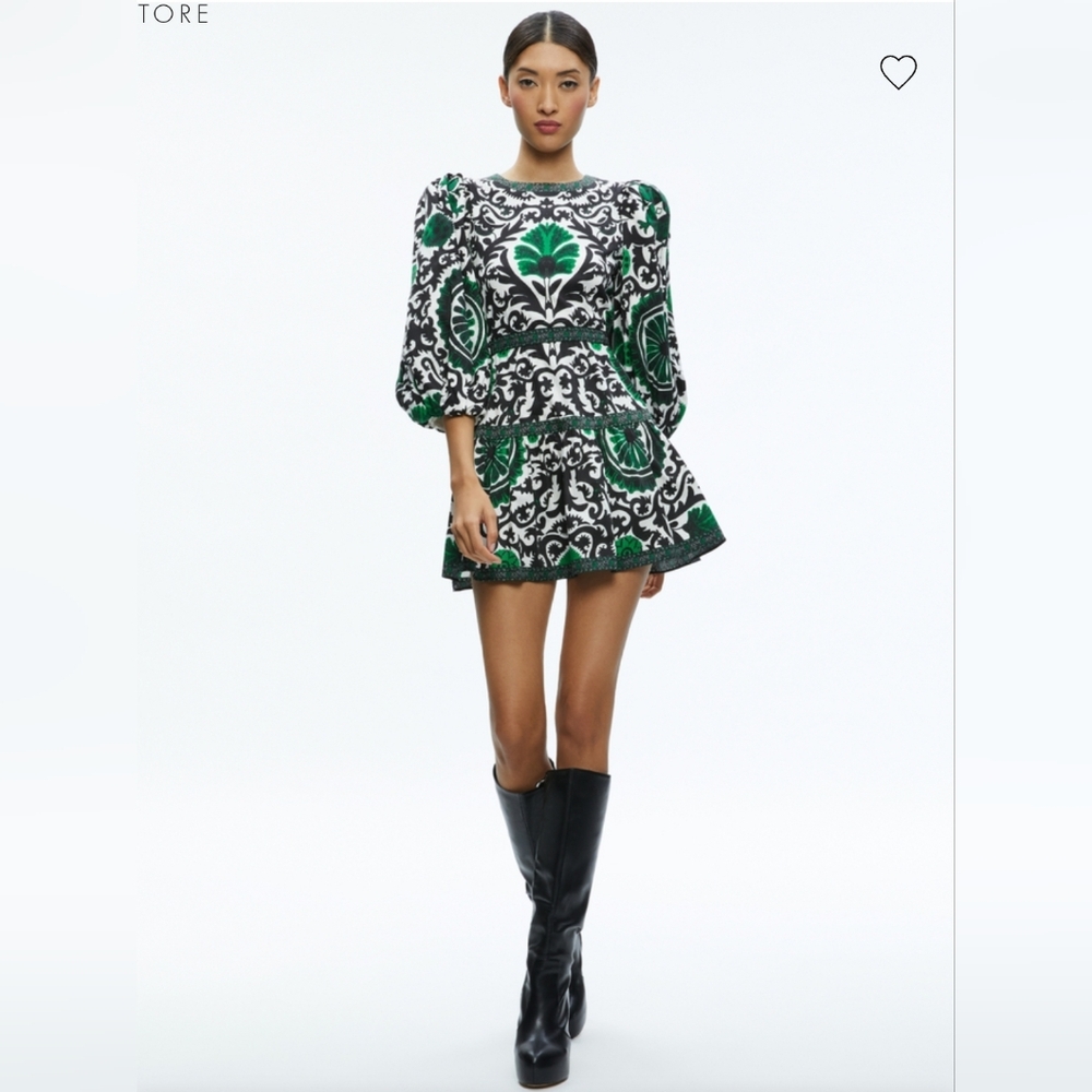 NWT Alice and Olivia SHAYLA PLEATED SLEEVE TIERED DRESS 10 NWT